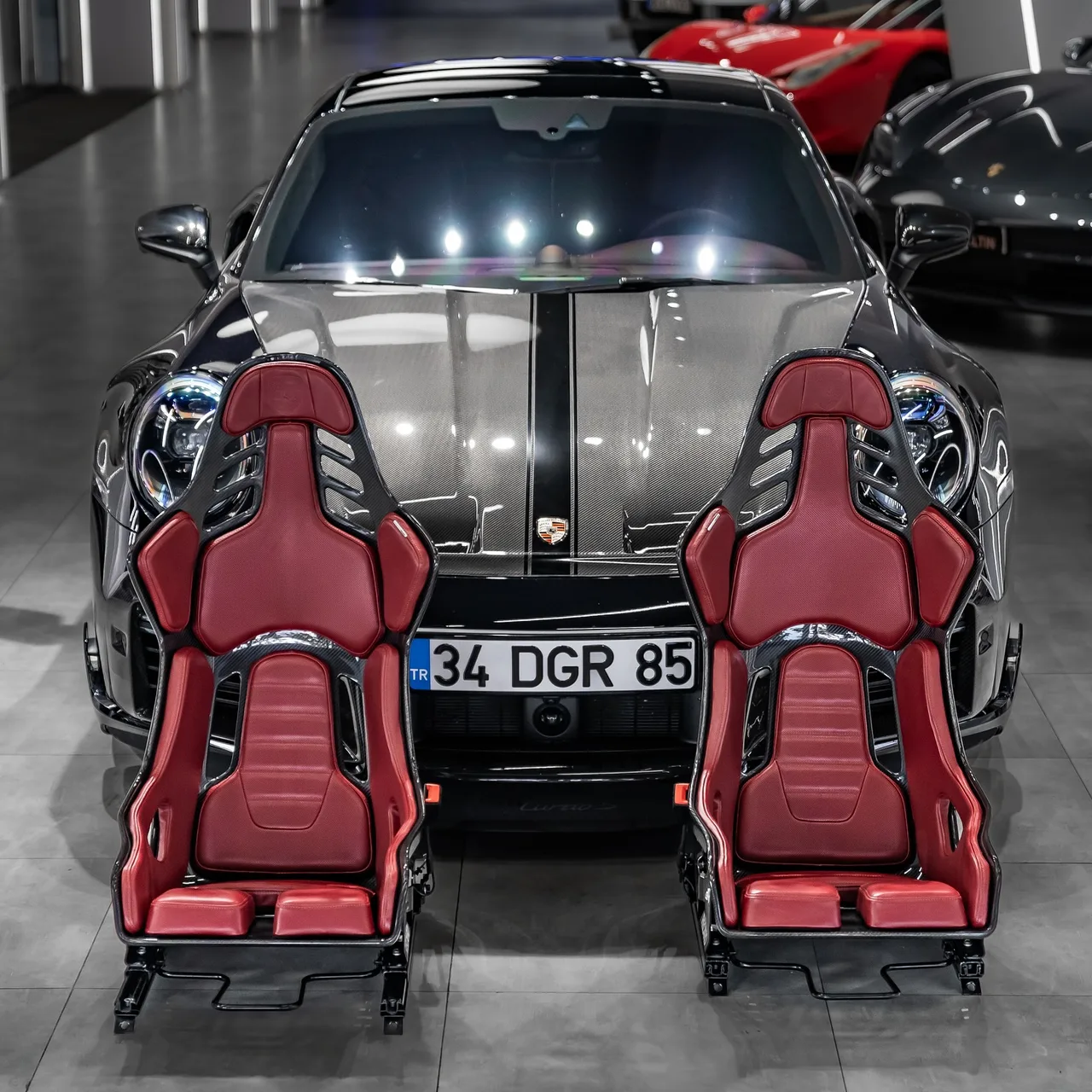 Porsche — PODIUM CF