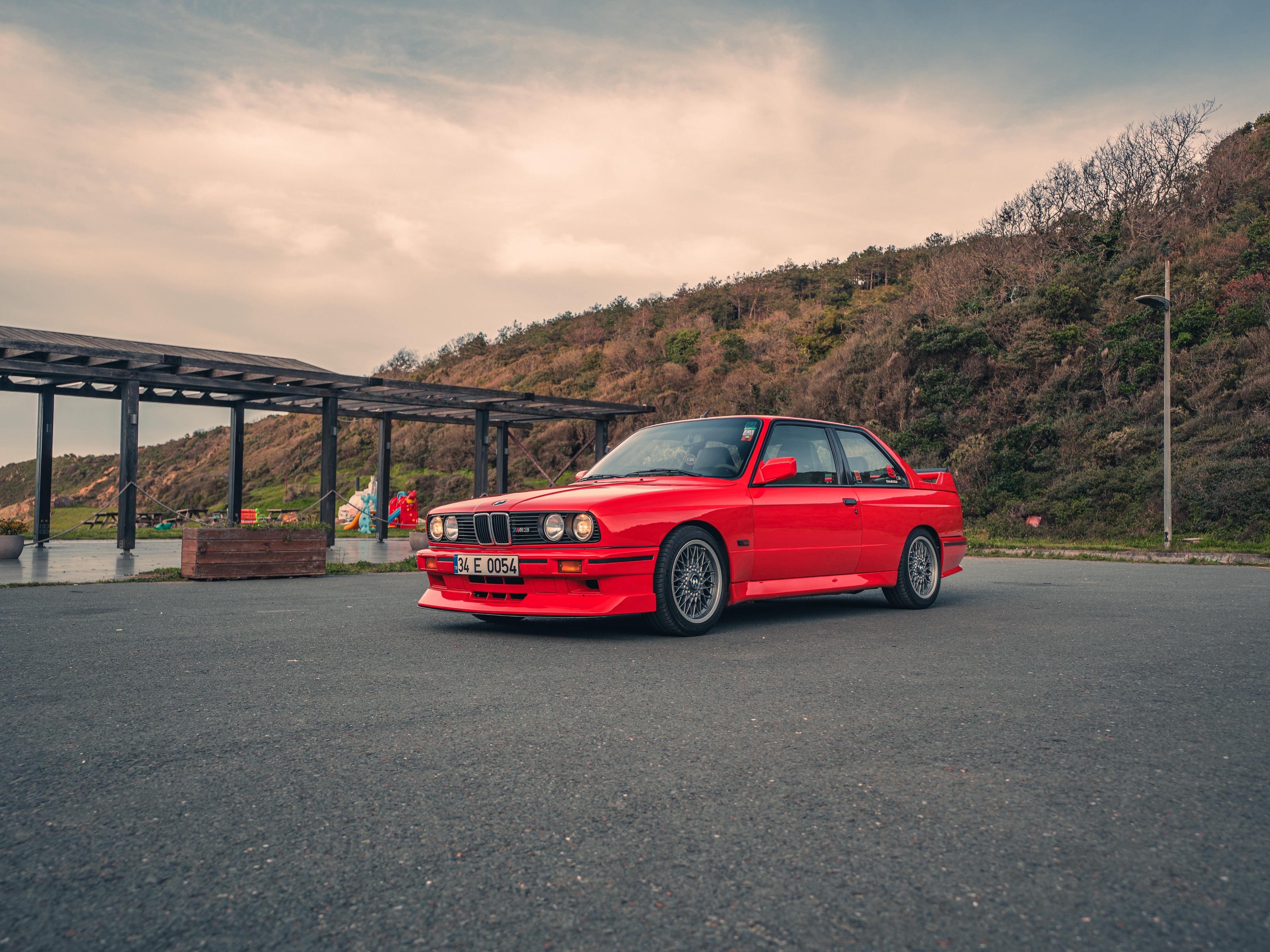 BMW E30 M3 "Henna"